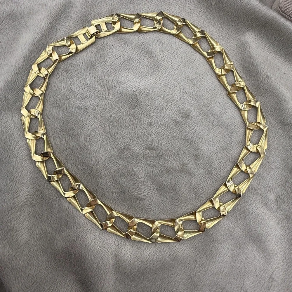 Vintage Estate Chain Gold Tone Chunky Link Snap Closure 19in